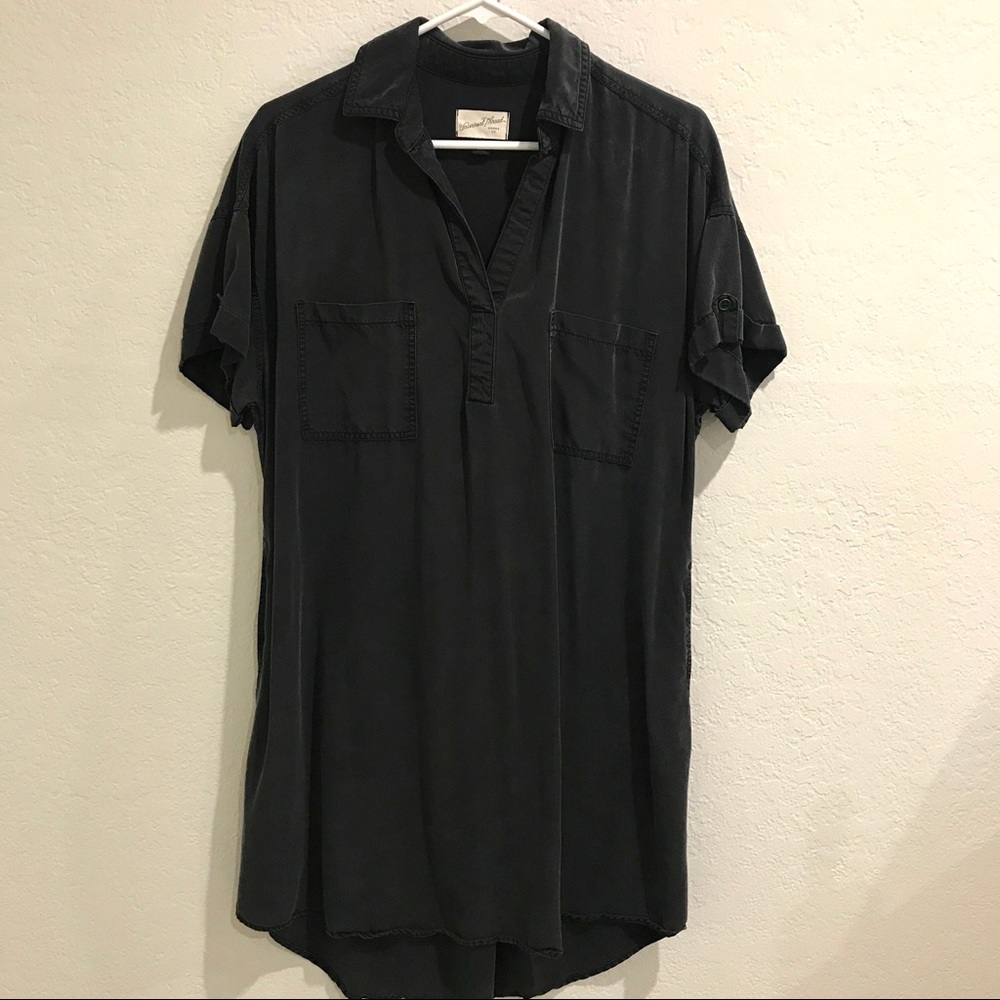 Target Universal Thread gray shirt dress with pockets size M